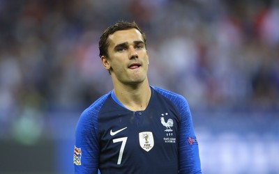 熊猫体育精华-乌奈西蒙再成英雄