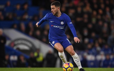 熊猫体育-内维斯赛后与队友庆祝狂欢