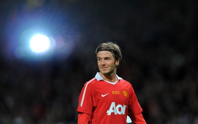 熊猫体育-内维斯赛后拥抱对手展现风度