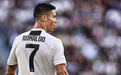 熊猫体育精华-凯西冲突后主动道歉显担当